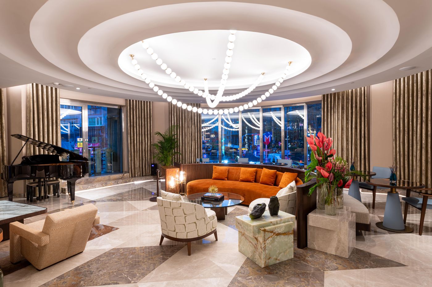 Ramada-Plaza-Istanbul-City-Centre-Lobby-14