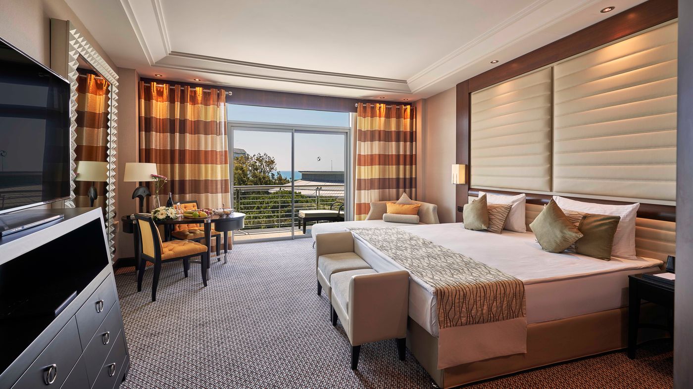 Calista Luxury Resort