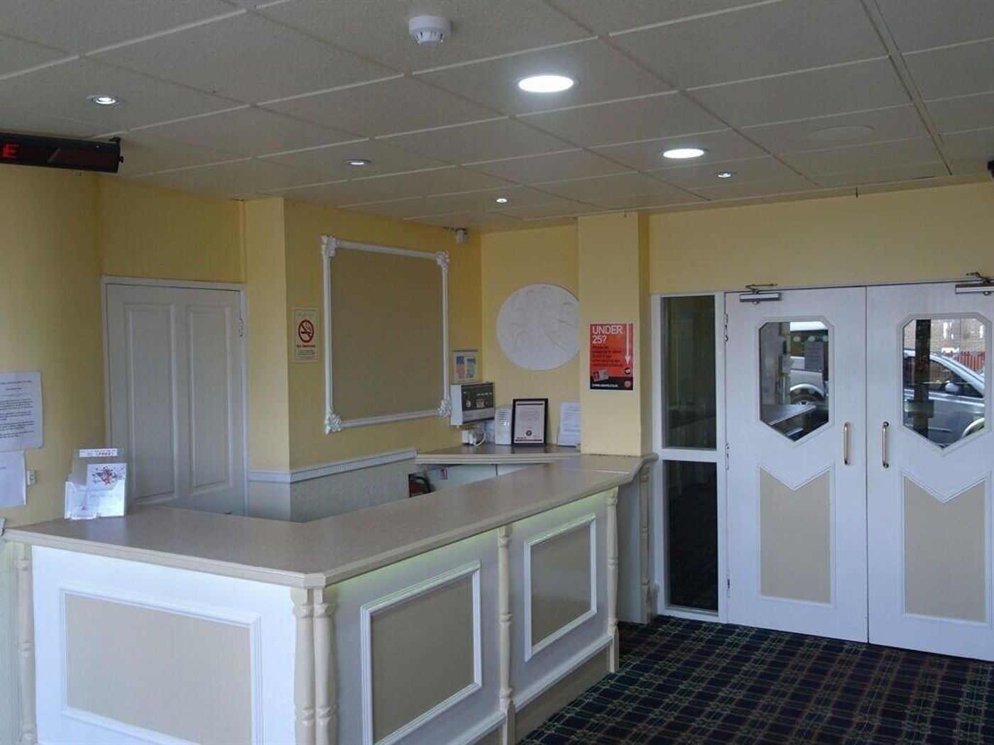 Gleniffer Hotel-United Kingdom-PAISLEY-Lobby-5