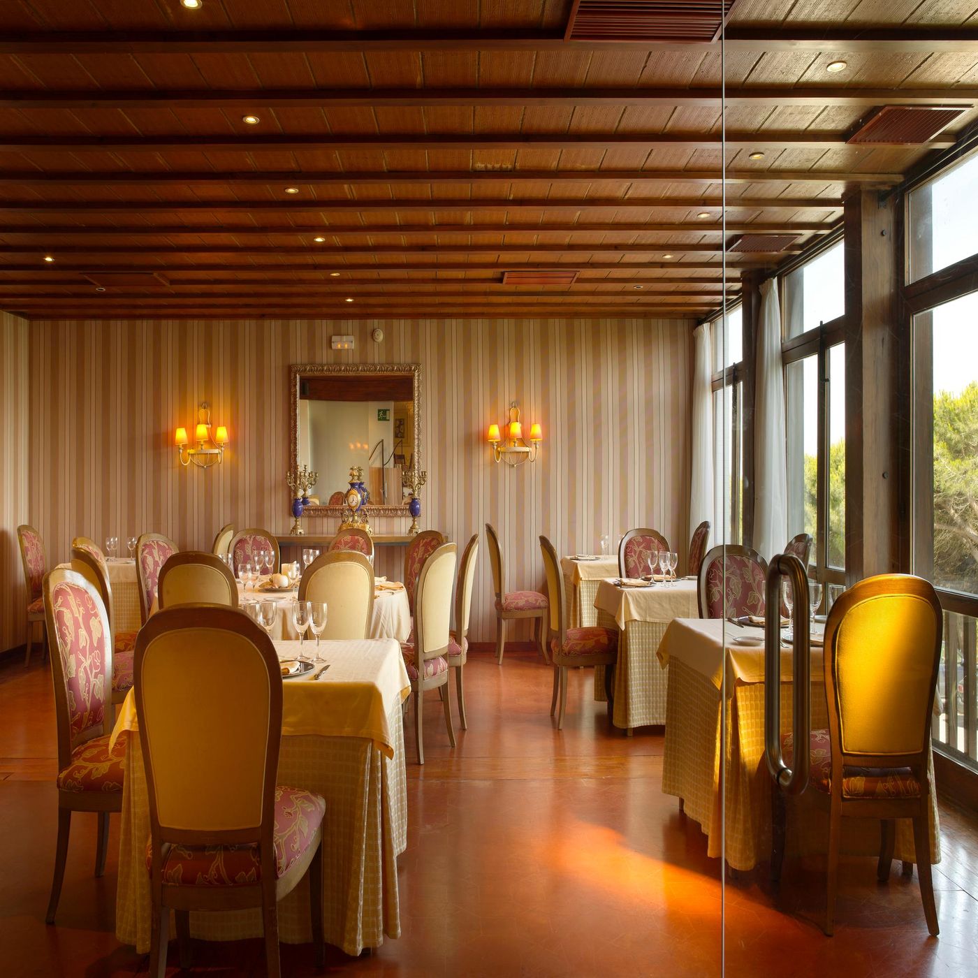 Parador-de-Mazagon-Restaurant-32