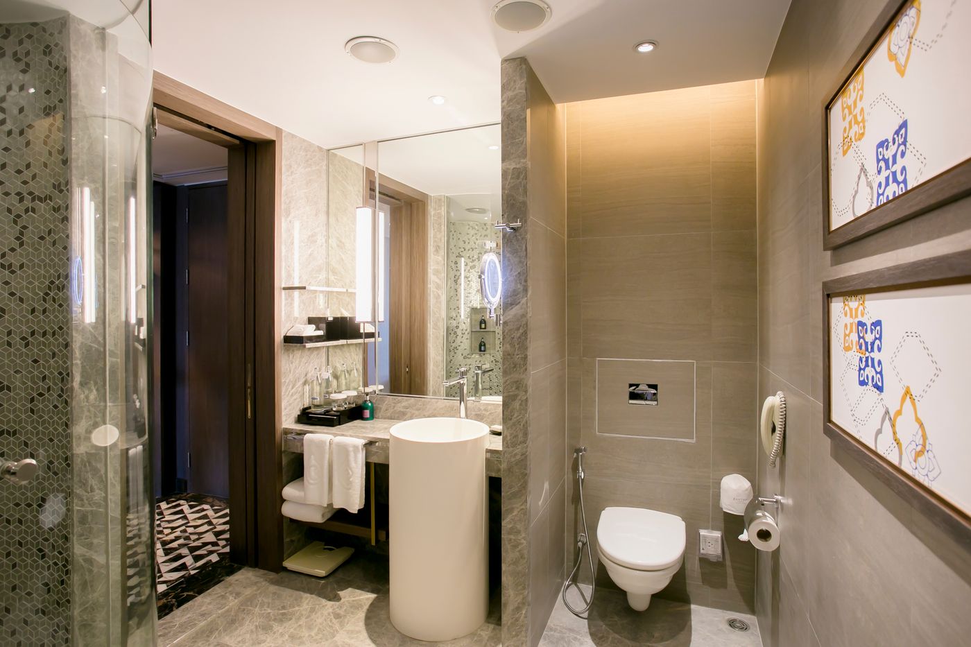 Centara-Grand-at-CentralWorld-Room-67