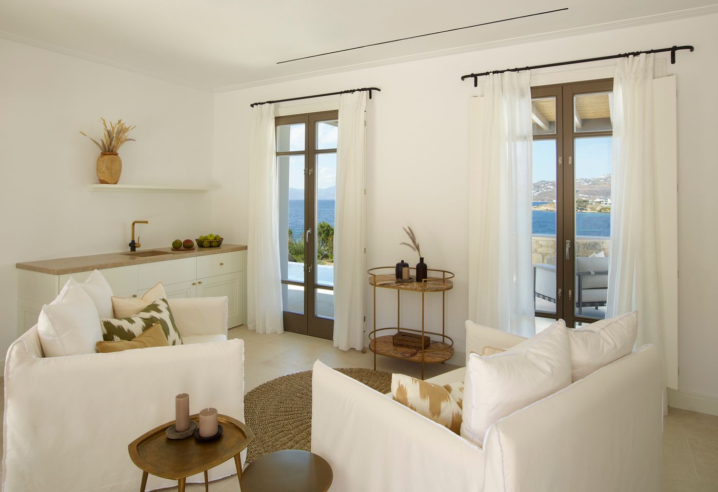 Bonzoe-Suites---Villas-Room-29