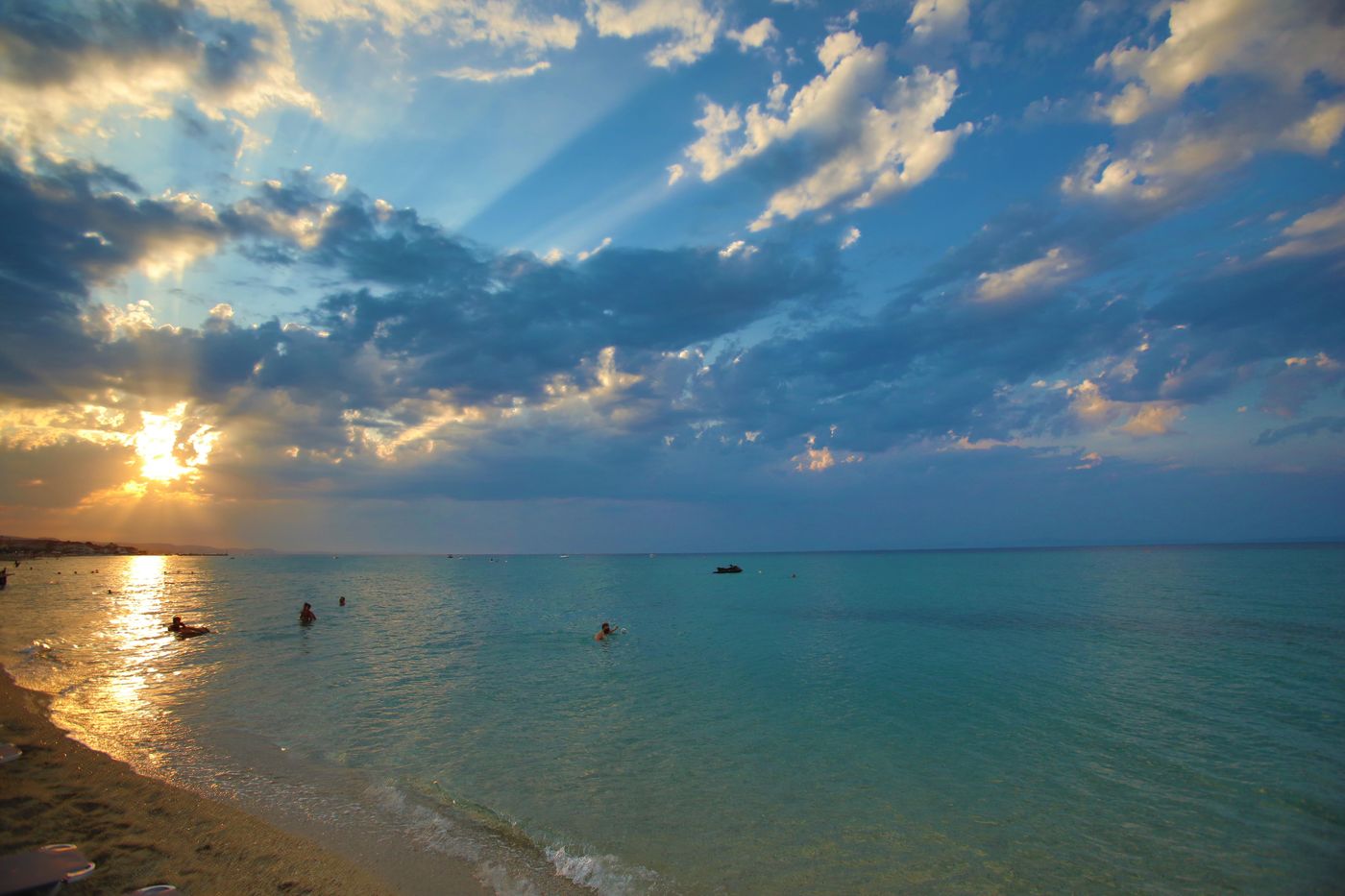 Flegra-Beach-Boutique-Apartments-Beach-55