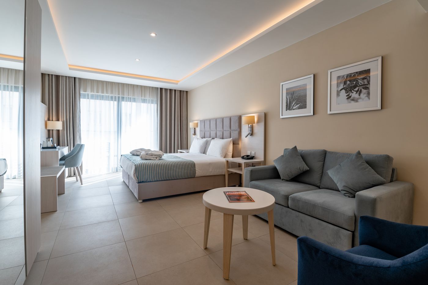 Maritim-Antonine-Hotel---Spa-Room-10