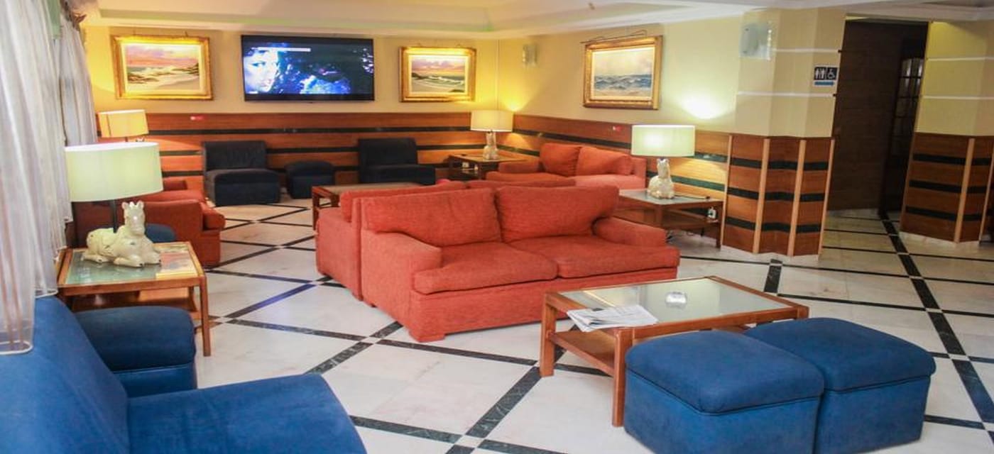 Baia-de-Monte-Gordo-Lobby-29