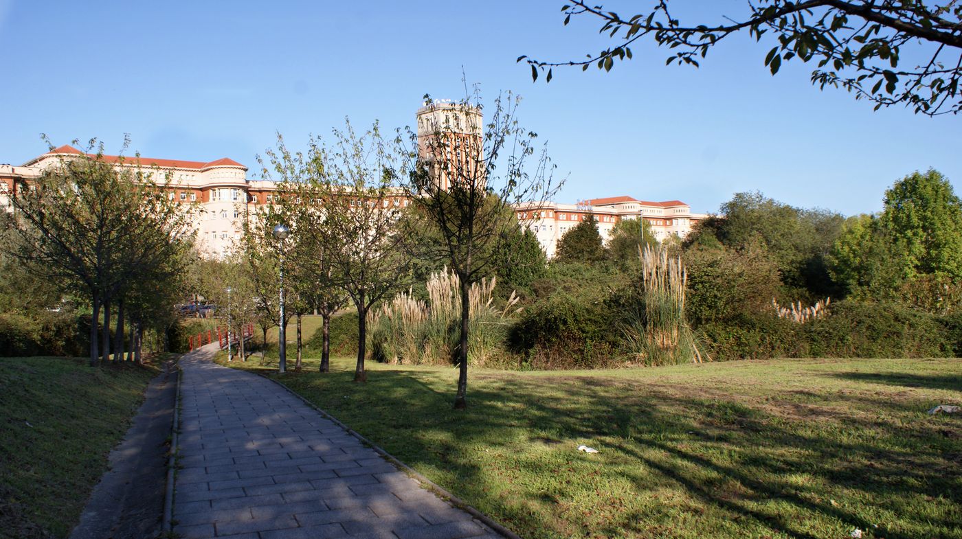 Hotel Seminario Aeropuerto Bilbao-Spain-DERIO-General view-10