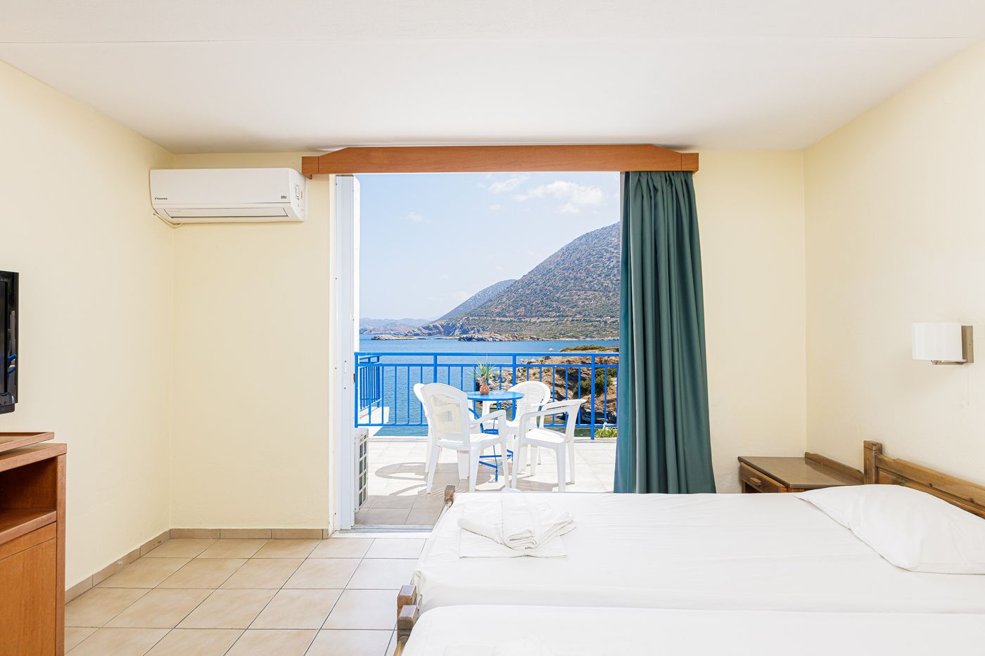 Bali-Beach---Sofia-Village-Room-20