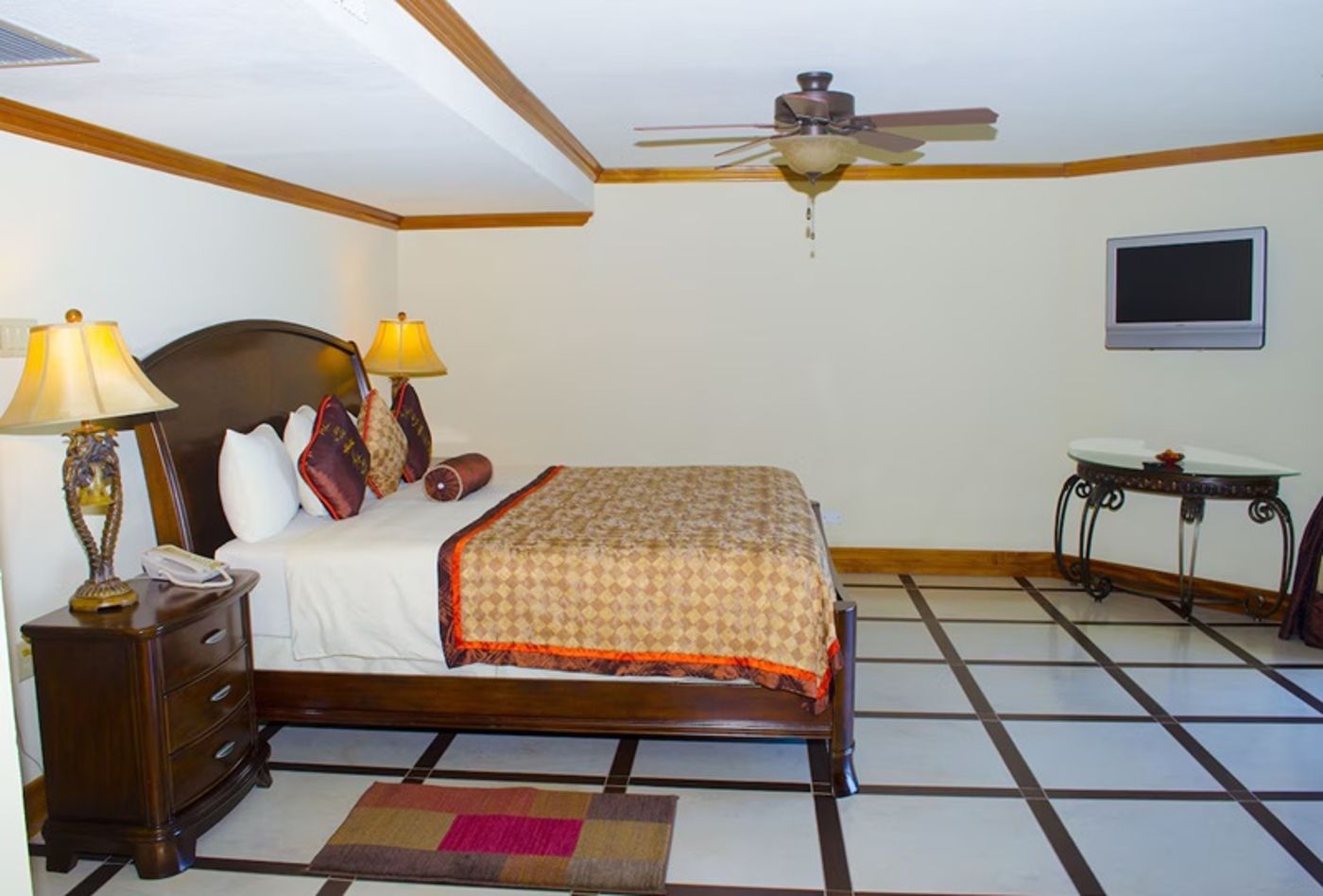Accra-Beach-Hotel-and-Spa-Room-37