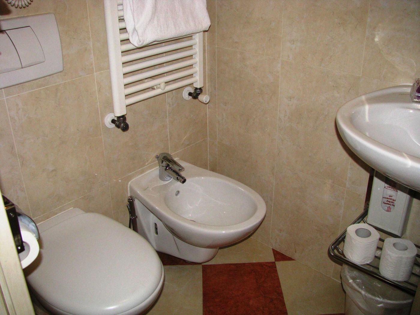 Hotel-Belle-Epoque-Room-11