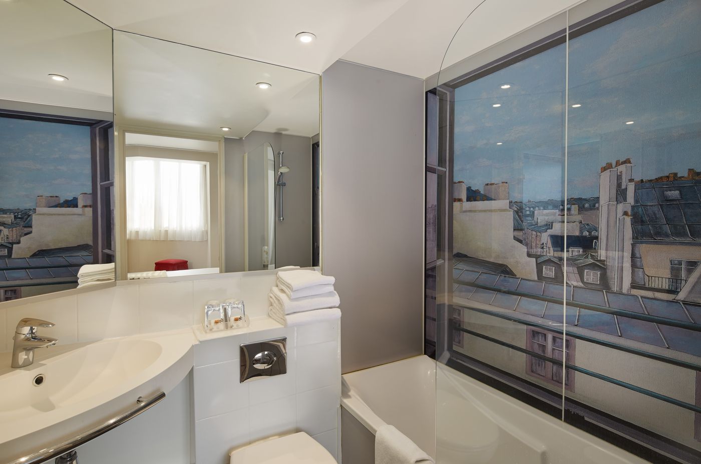 Fertel-Maillot-Room-14