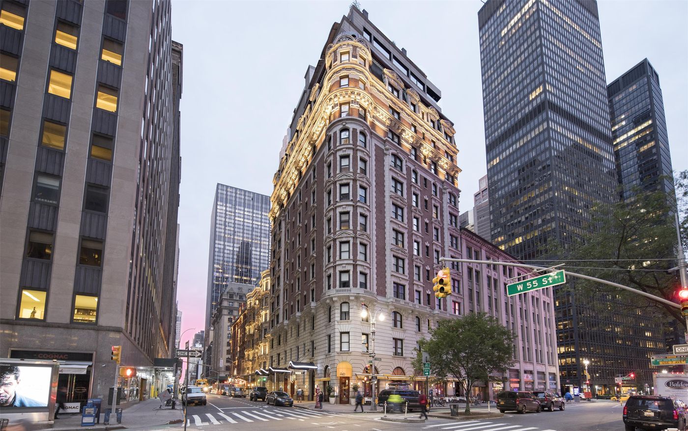 P-risi-Udvar-Hotel-Budapest--part-of-Hyatt-General-view-6