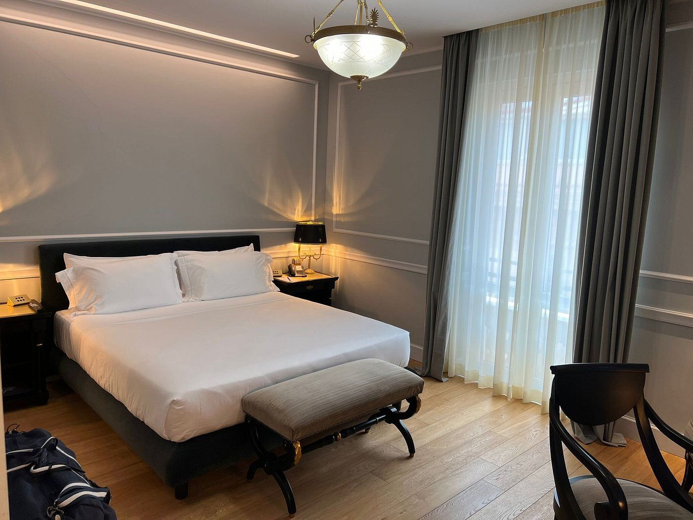 Grand-Hotel-et-des-Palmes-Room-7