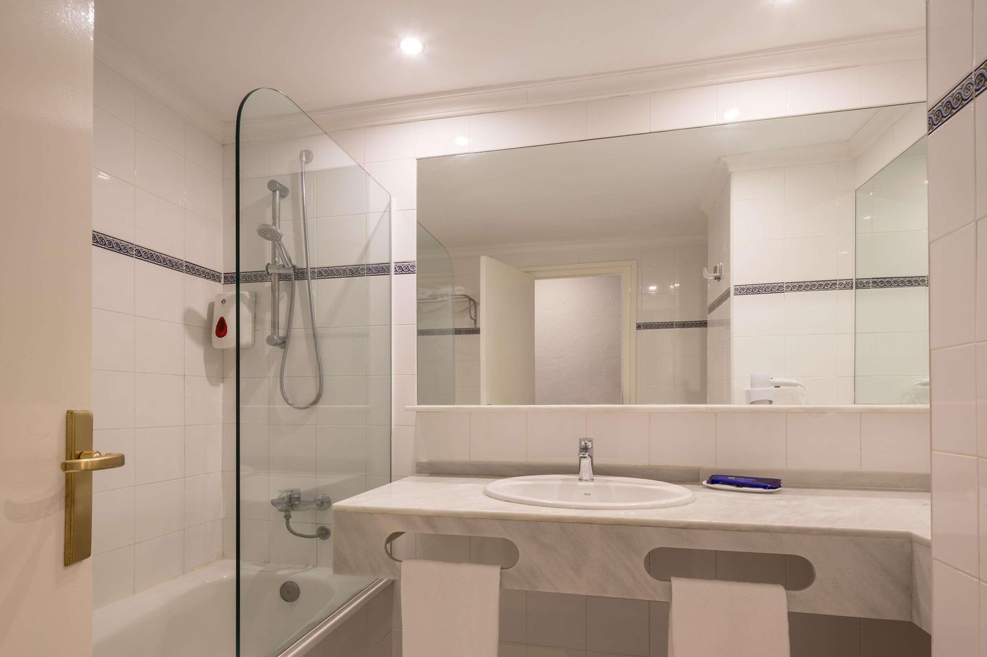 htop-Caleta-Palace-Room-33