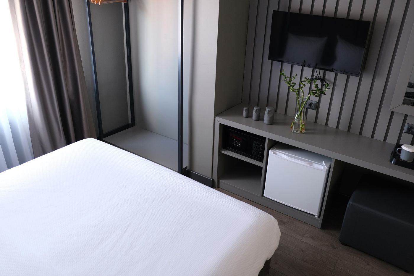 Dilens Bosphorus Hotel-Turkey-Besiktas-Room-8