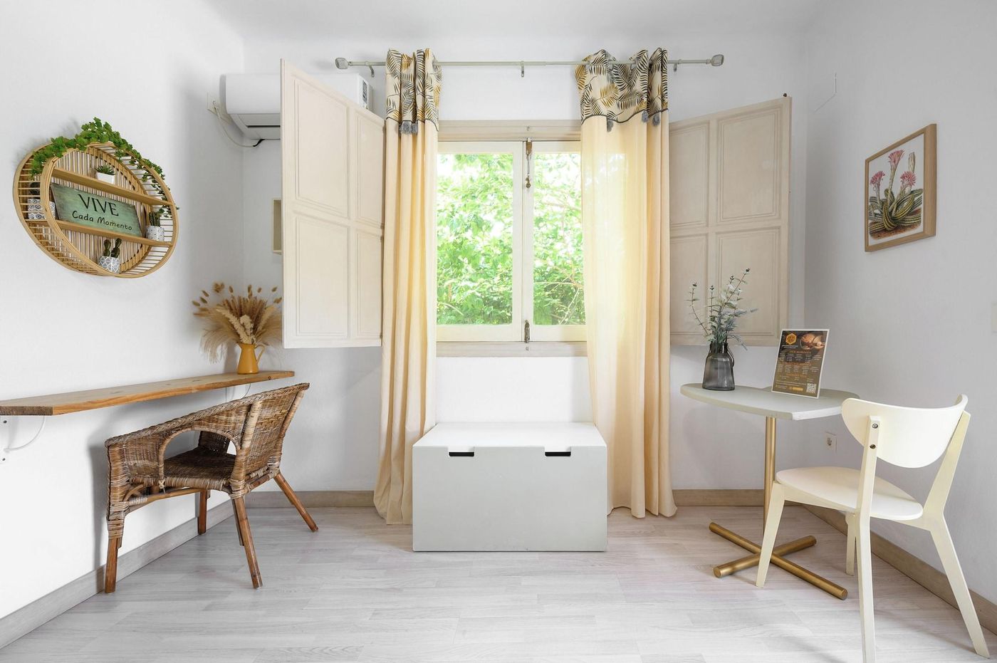 Blue-Castle-Malaga-Room-57