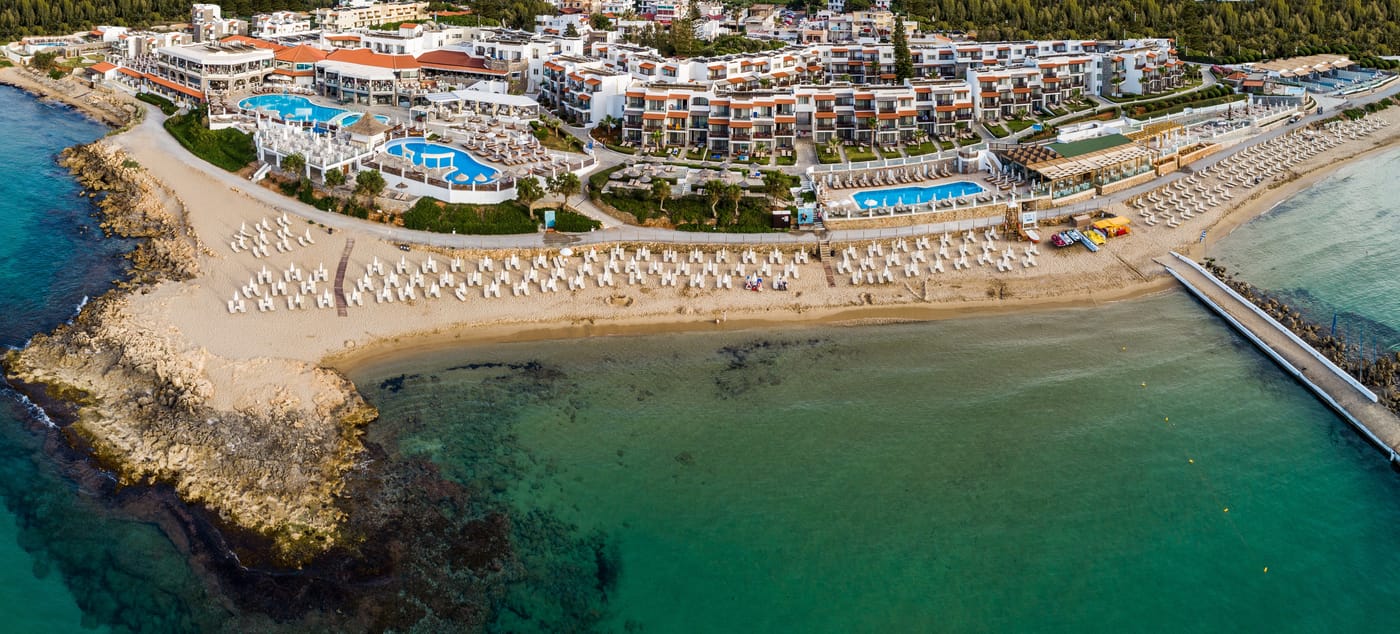 Alexander-Beach-Hotel-and-Village-Conferences-71