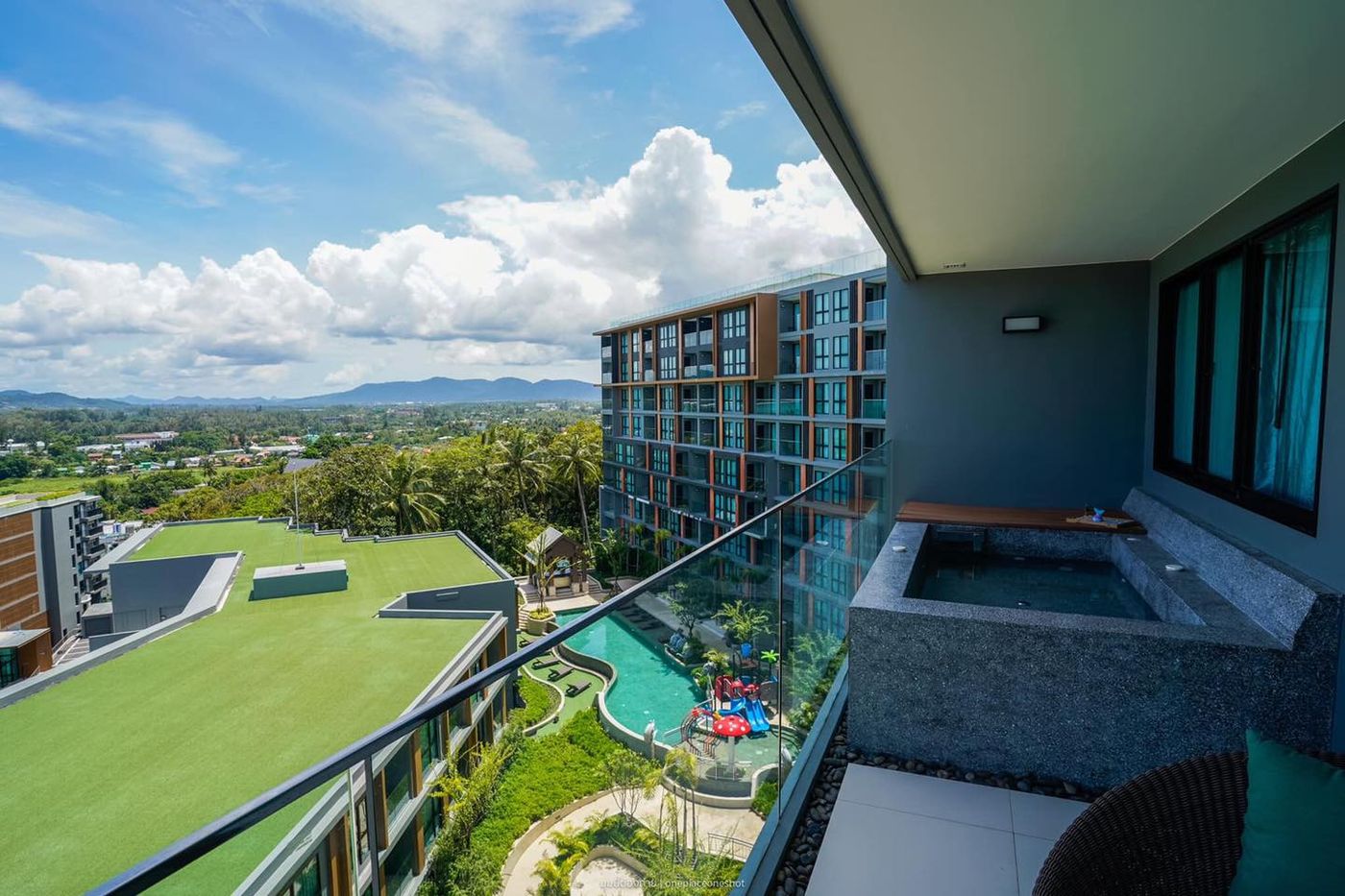 MIDA-Grande-Resort-Phuket-Terrace-12