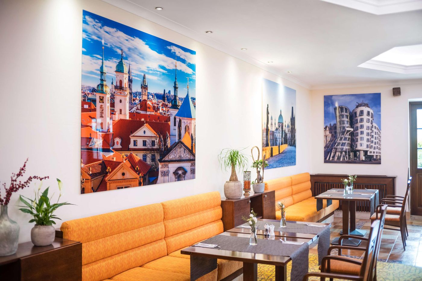 Lindner-Hotel-Prague-Castle--part-of-JdV-by-Hyatt-Restaurant-17