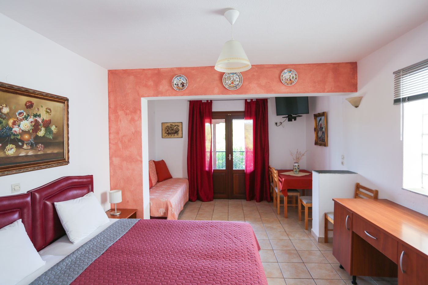 Angelina-Studios-Room-14