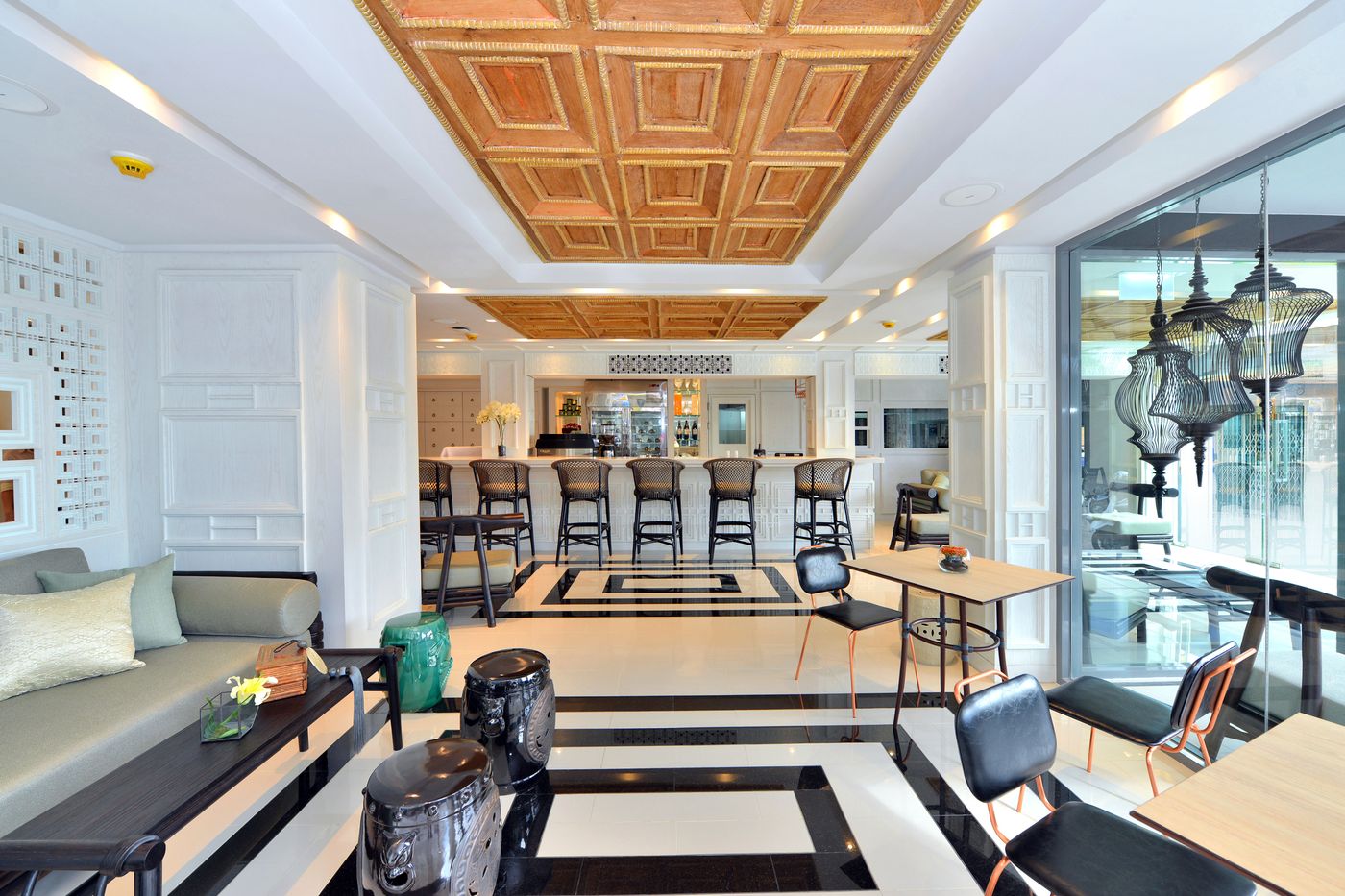 Riva-Arun-Bangkok-Lobby-9