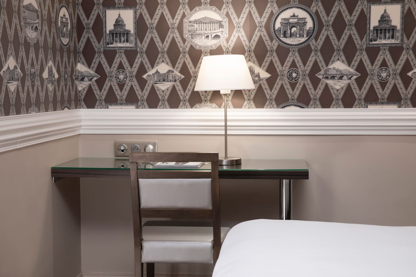 Elysees-Hotel-Room-25