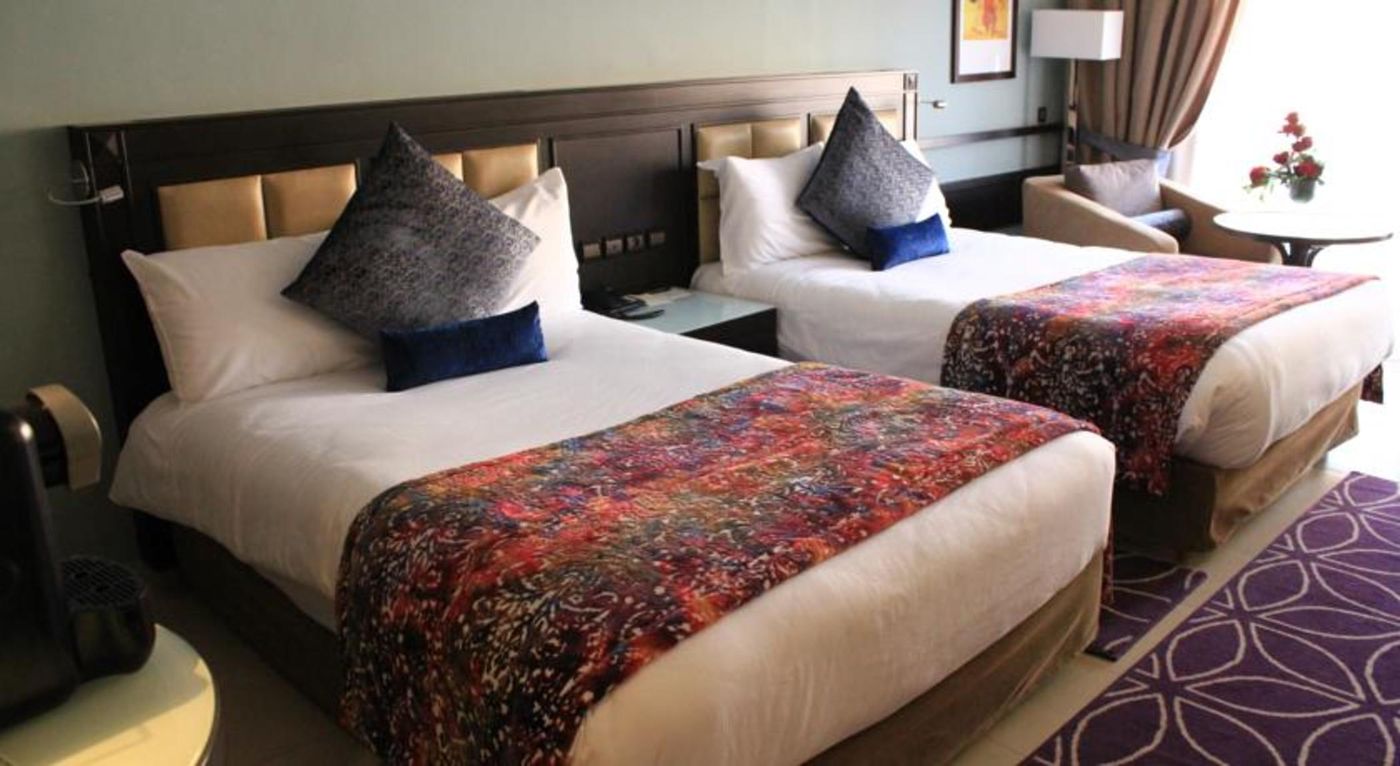 Savoy-Le-Grand-Hotel-Room-18