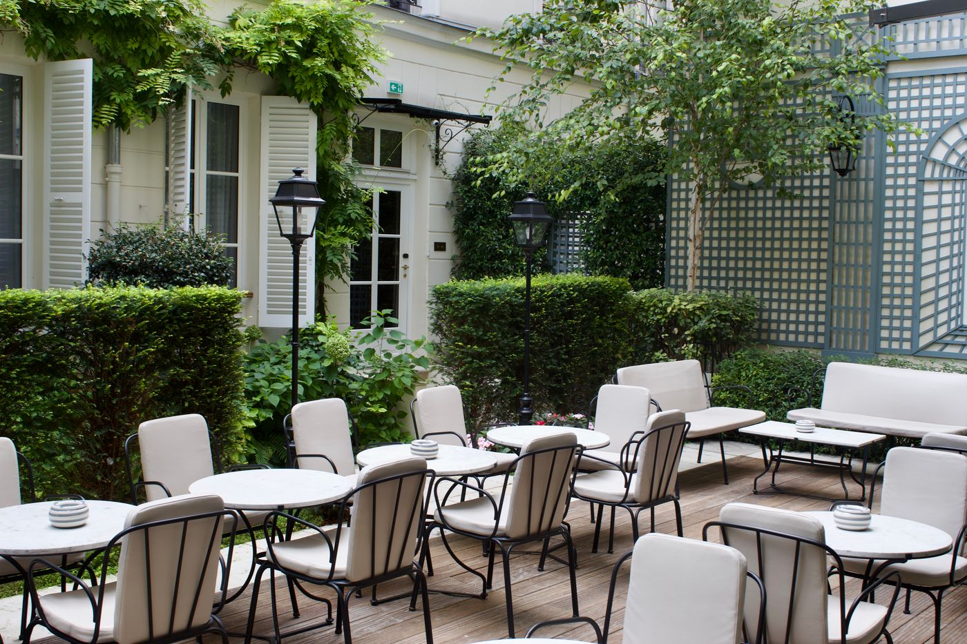 Hotel-Lord-Byron-Terrace-34