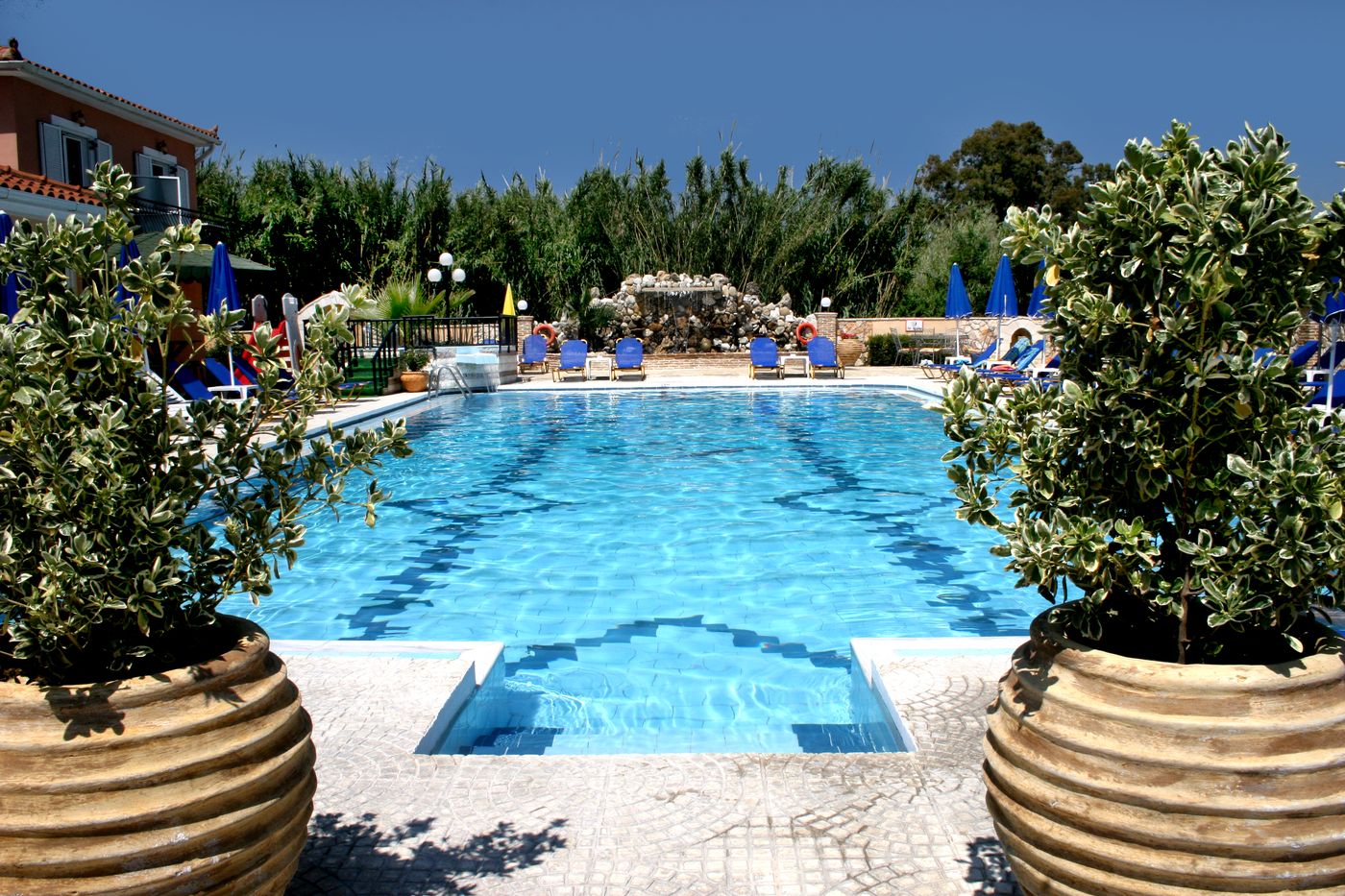 Paradise-Apartments-And-Studios-Sports-and-Entertainment-9