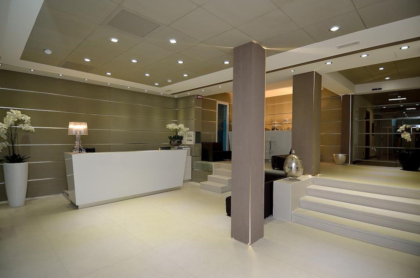 San-Giuliano-Lobby-12