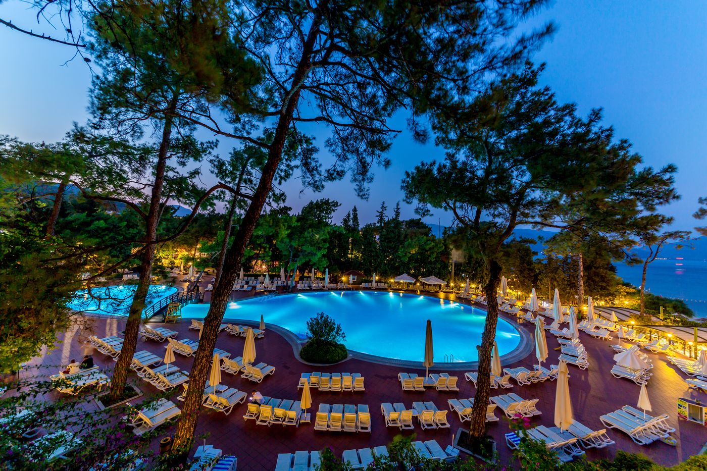 Grand-Yazici-Club-Turban-Thermal-Hotel-Pool-2