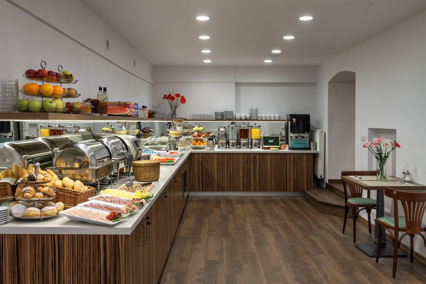 Taurus-Restaurant-41