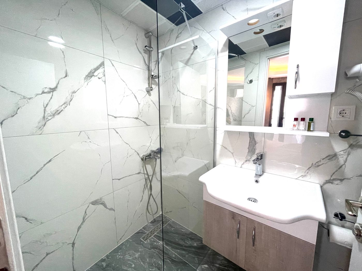 Emilia Boutique Hotel