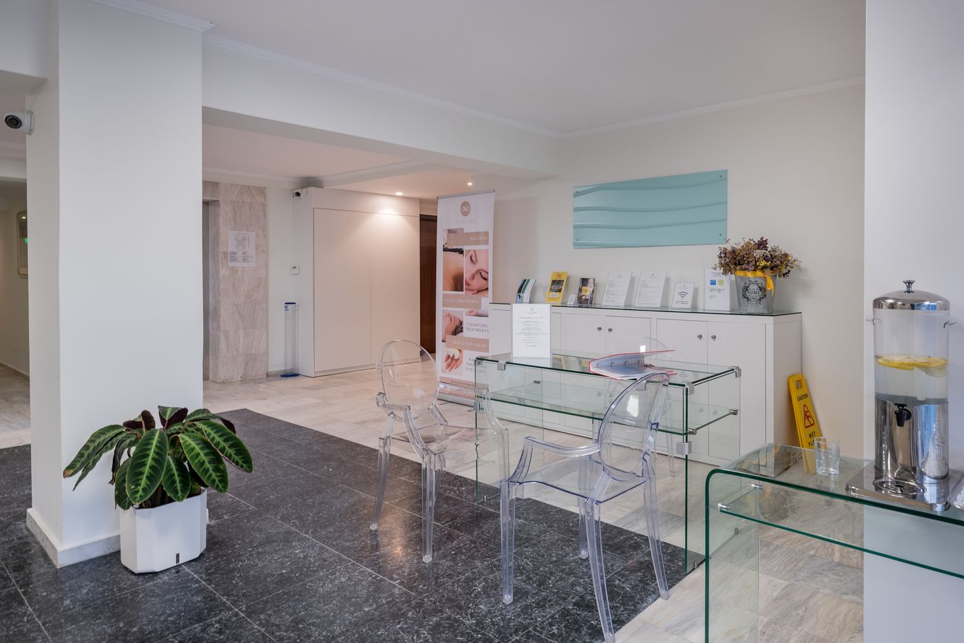 Best-Western-Zante-Park-Hotel-Lobby-69