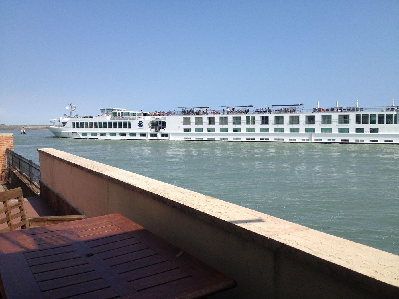 Casa-Sulla-Laguna-Terrace-1