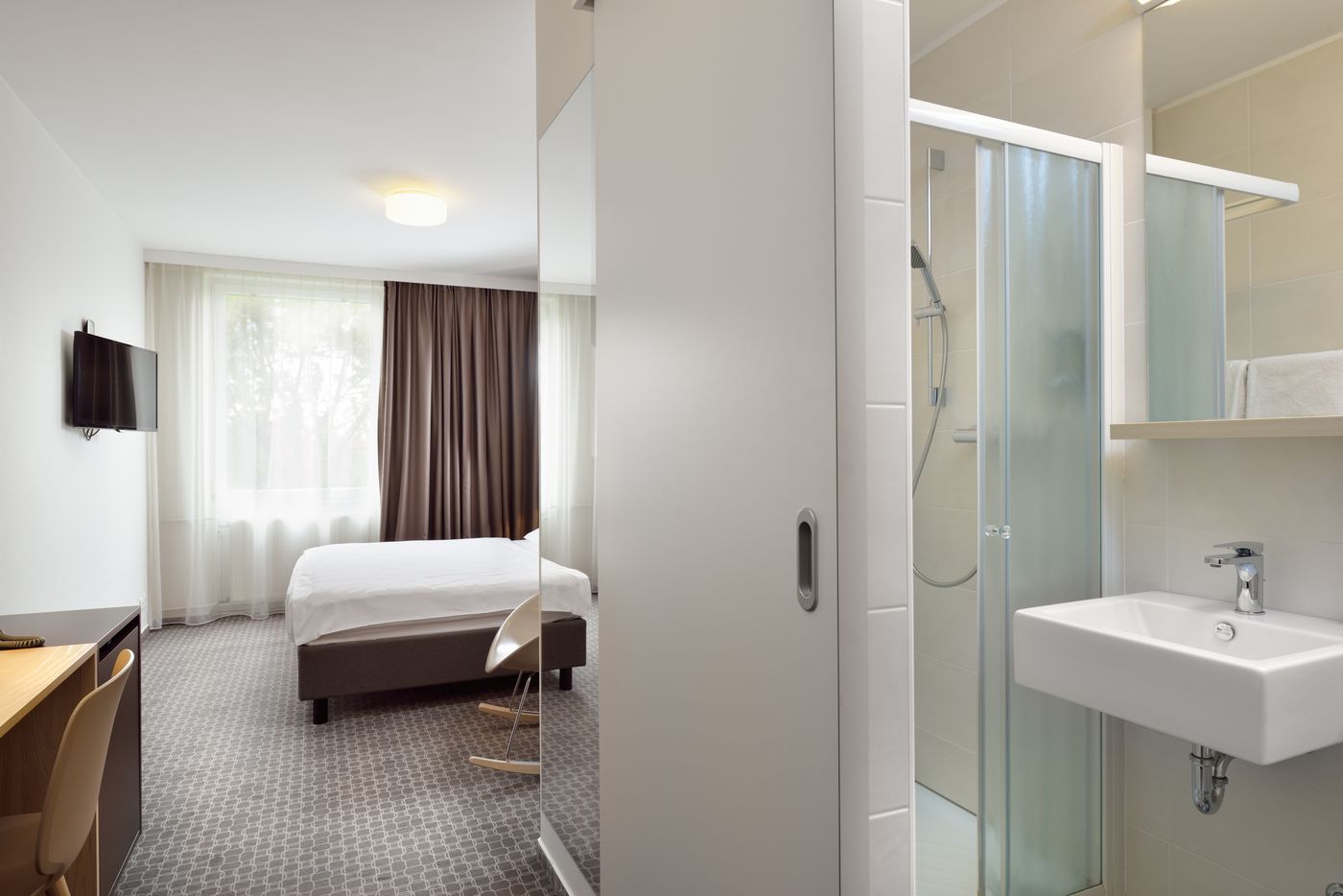 B&B Hotel Ljubljana Park-Slovenia-LJUBLJANA-Room-9