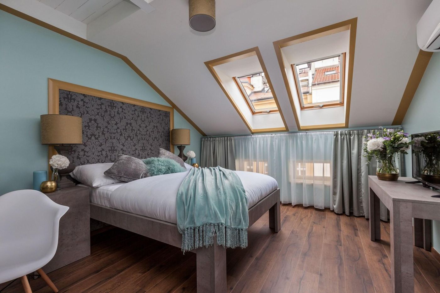 Gorgeous-Prague-Rooms-Room-13