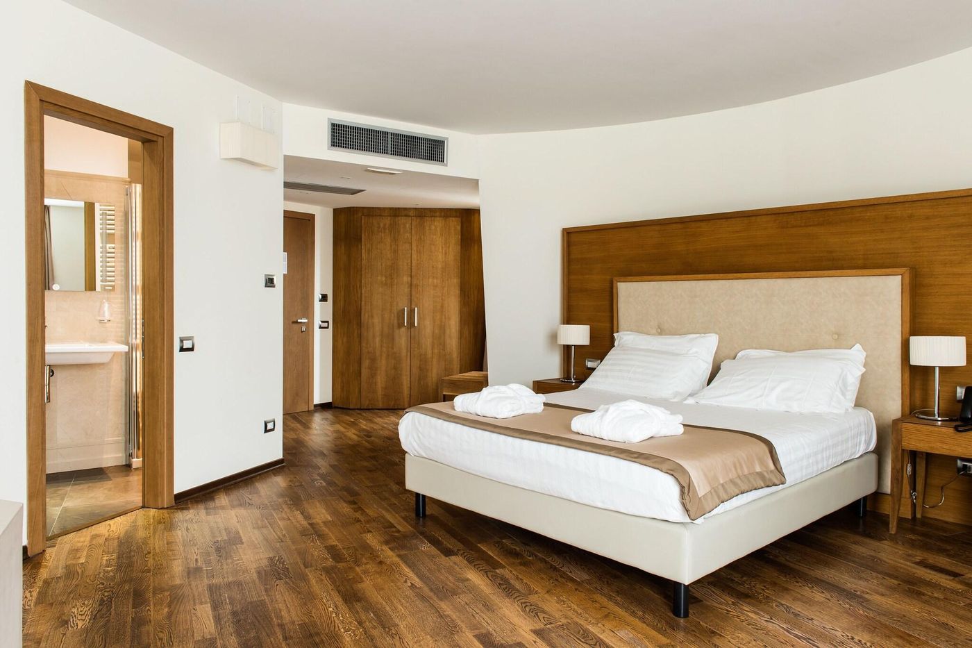 Aqua-Montis-Resort---Spa-Room-27