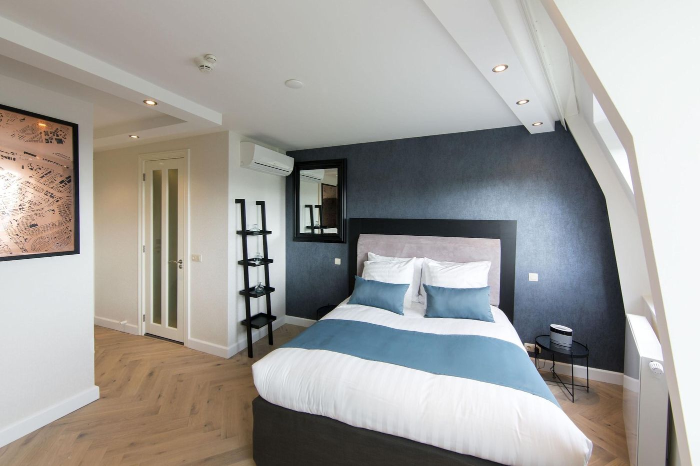 No--377-House-Room-8