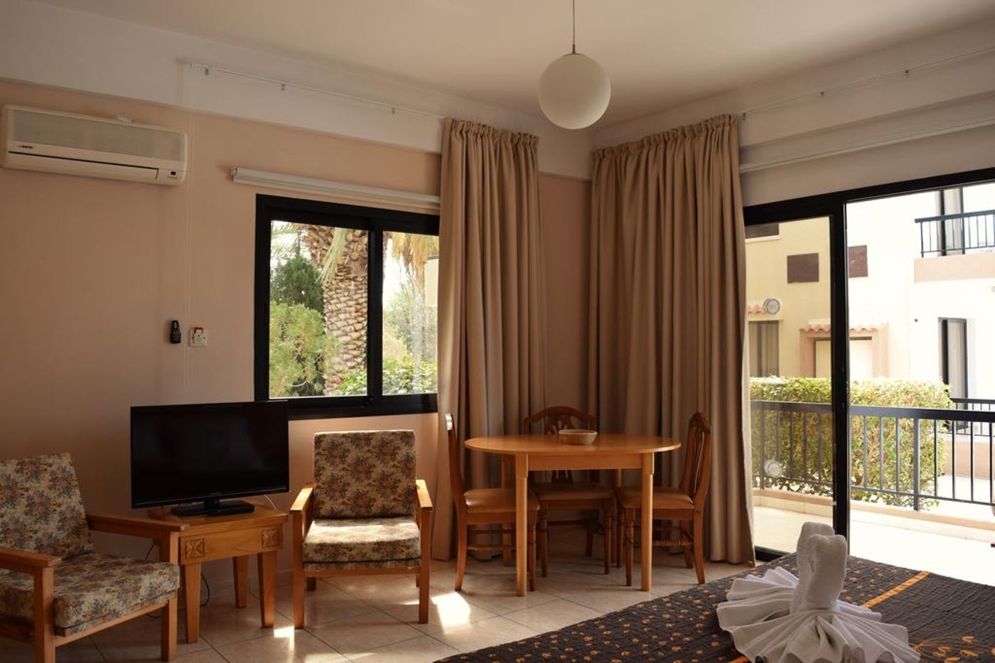 Anna-Hotel-Apartments-General-view-23