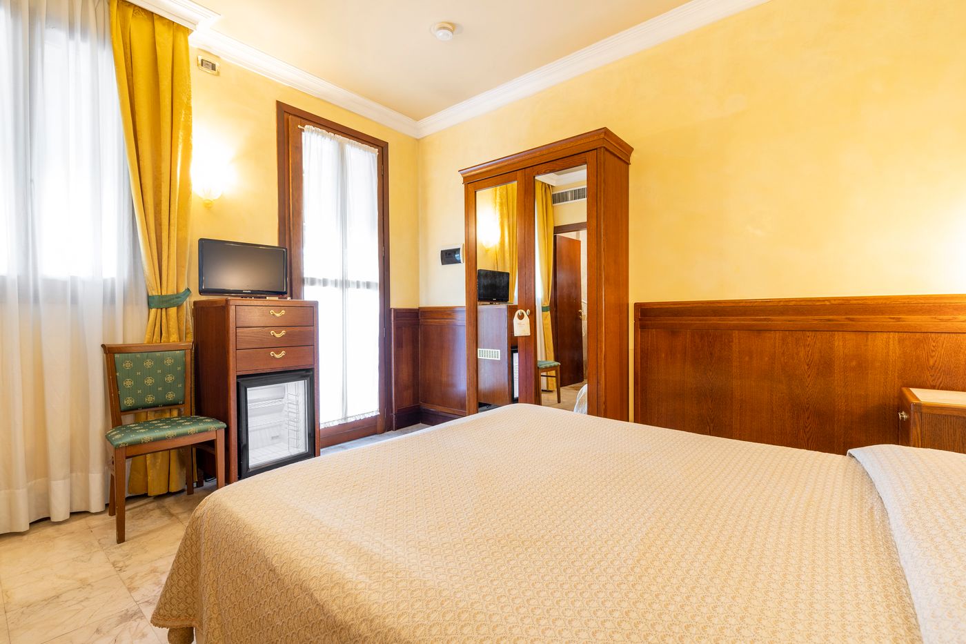 Hotel-Panorama-Room-19