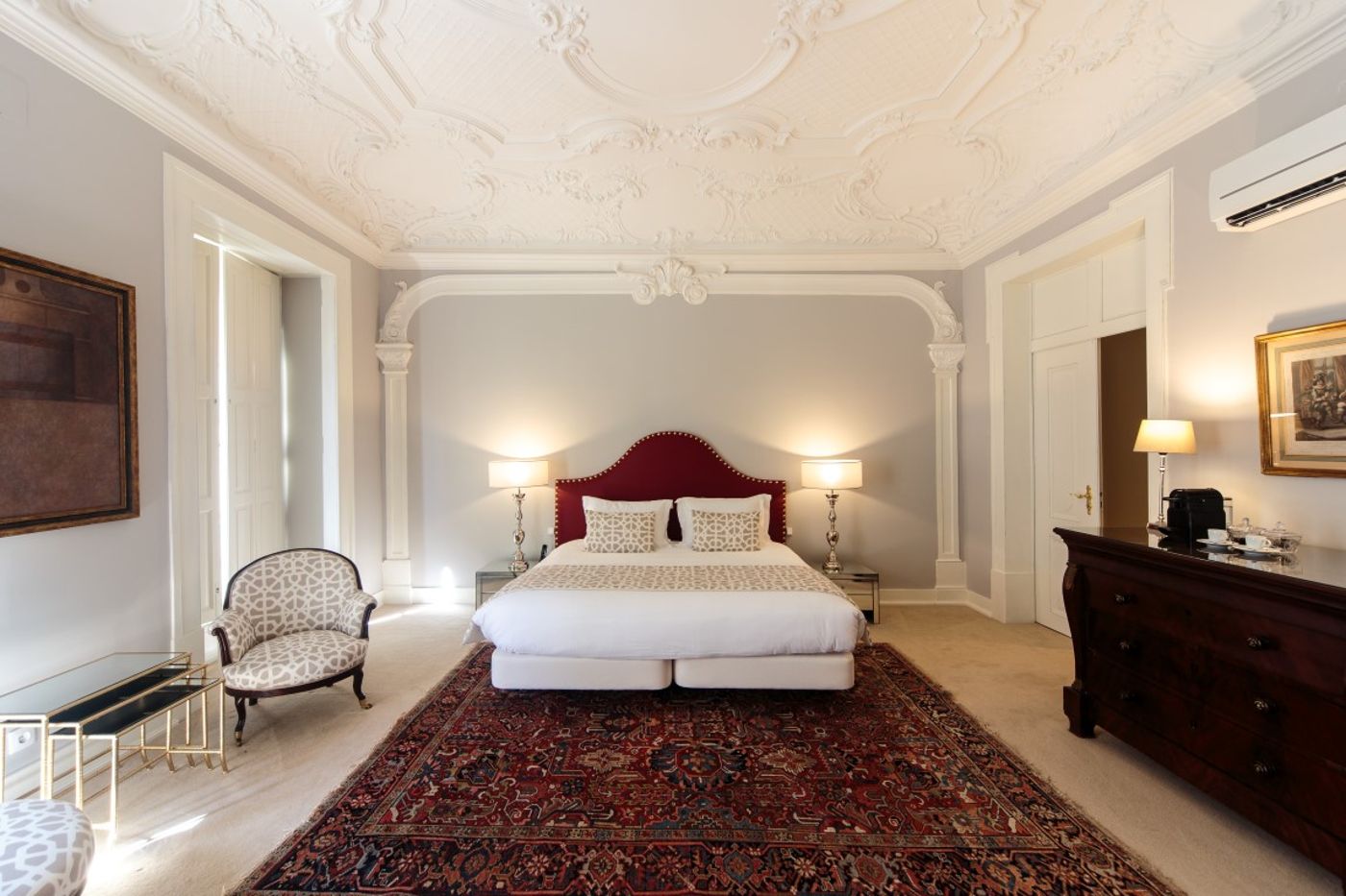 Dear-Lisbon-Palace-Chiado-Room-11