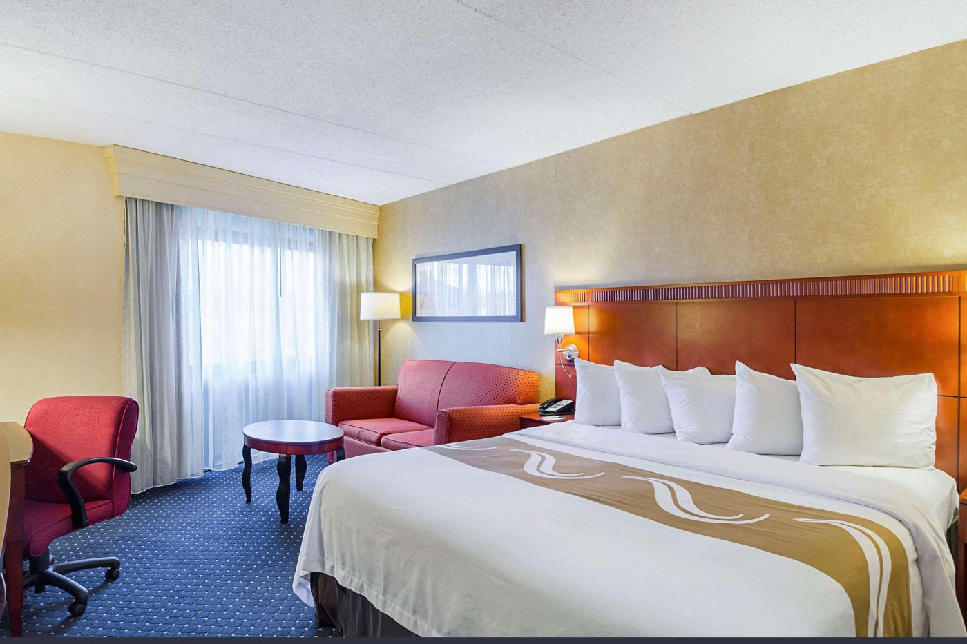 Quality-Inn-Boston-revere-Room-18