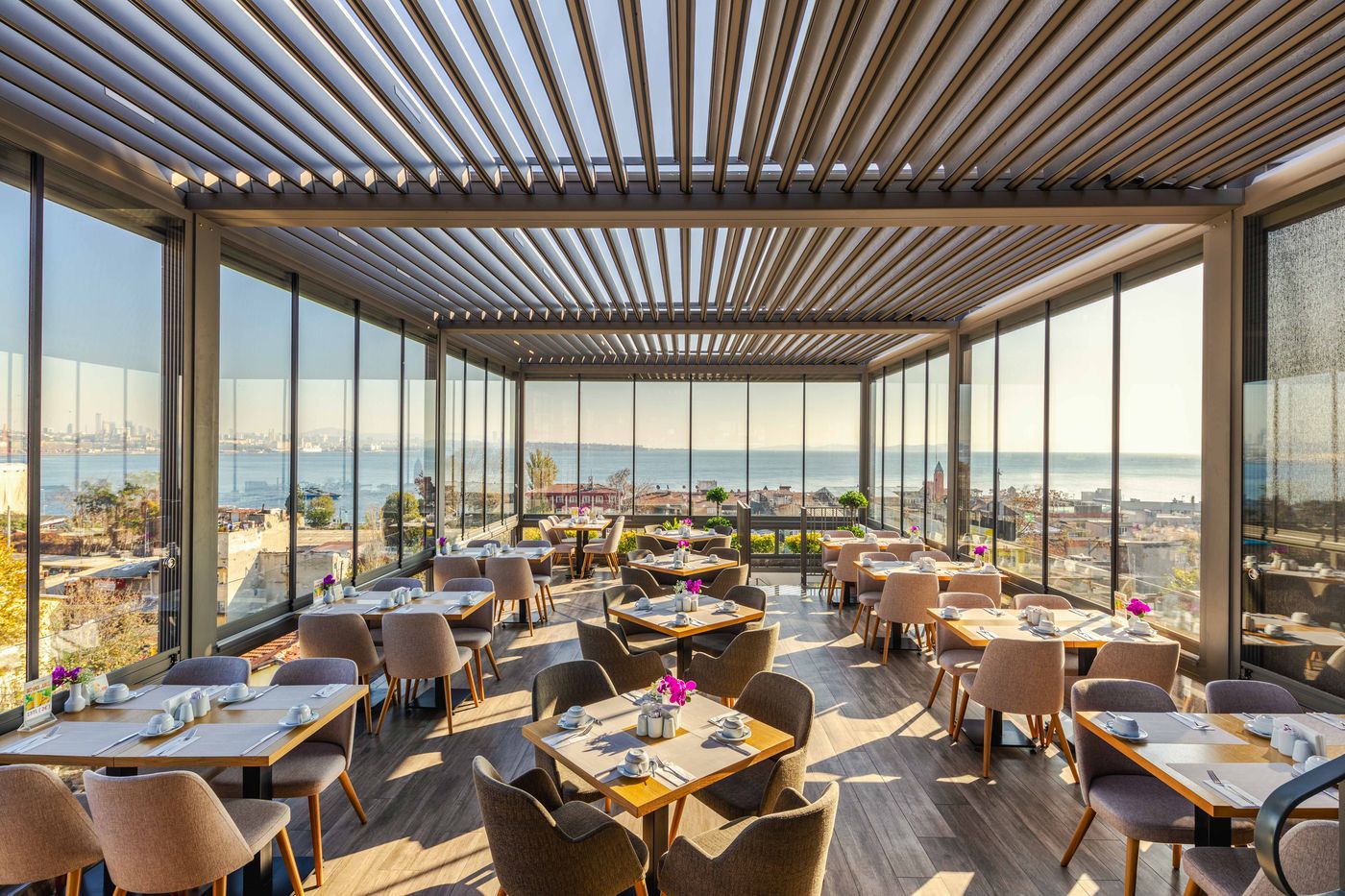 Amiral-Palace-Terrace-6