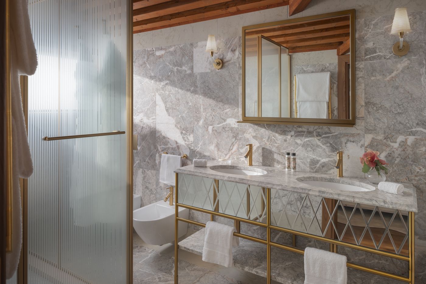 Gabrielli-Sandwirth-Room-44