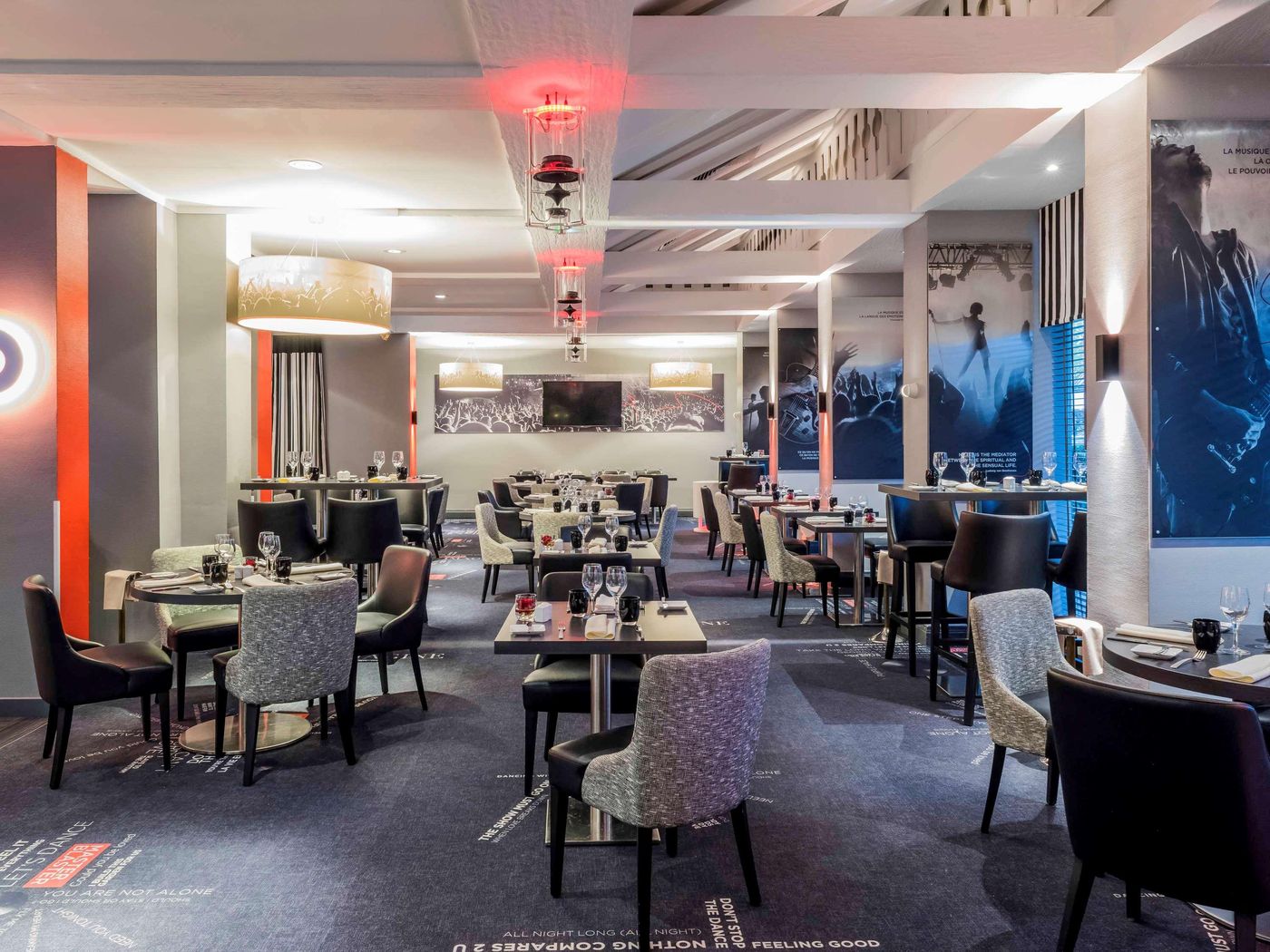 Mercure-Paris-Velizy-Restaurant-15
