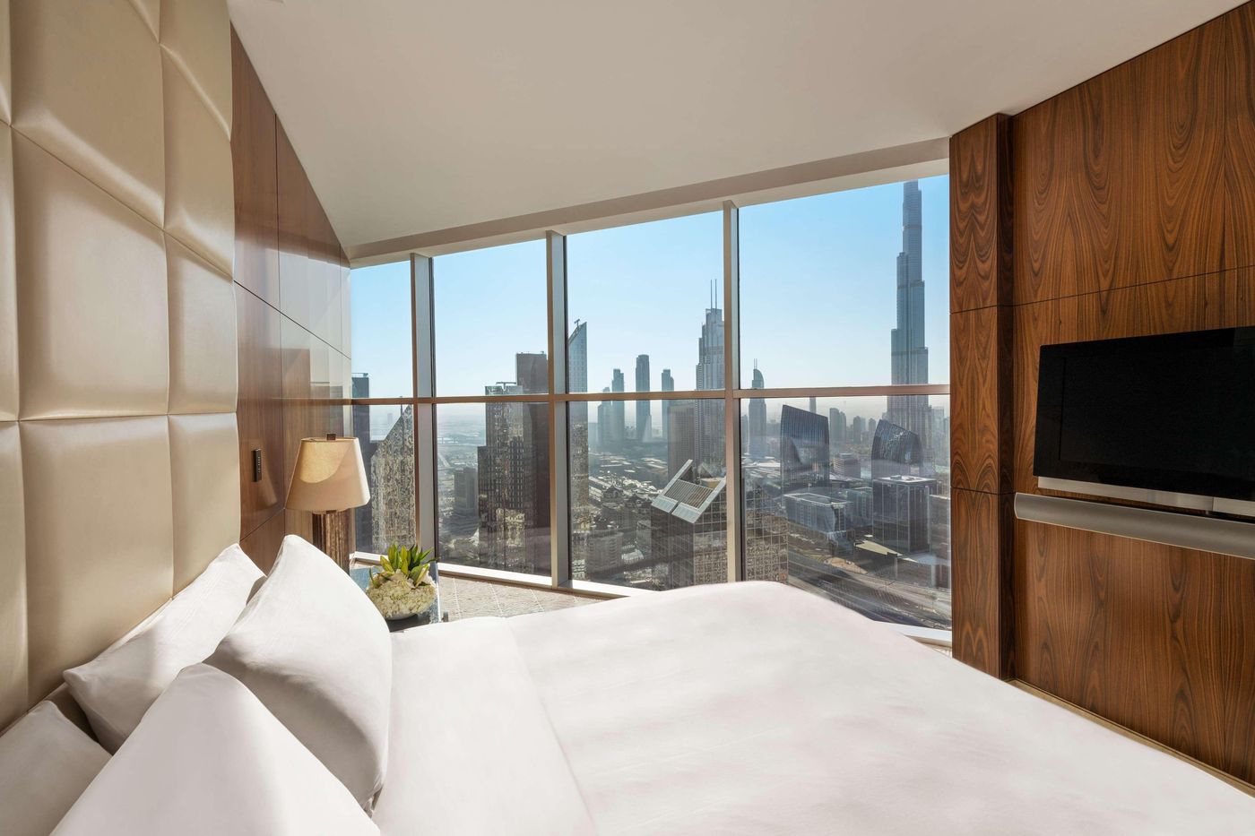 Shangri-la-Hotel-Dubai-Room-23