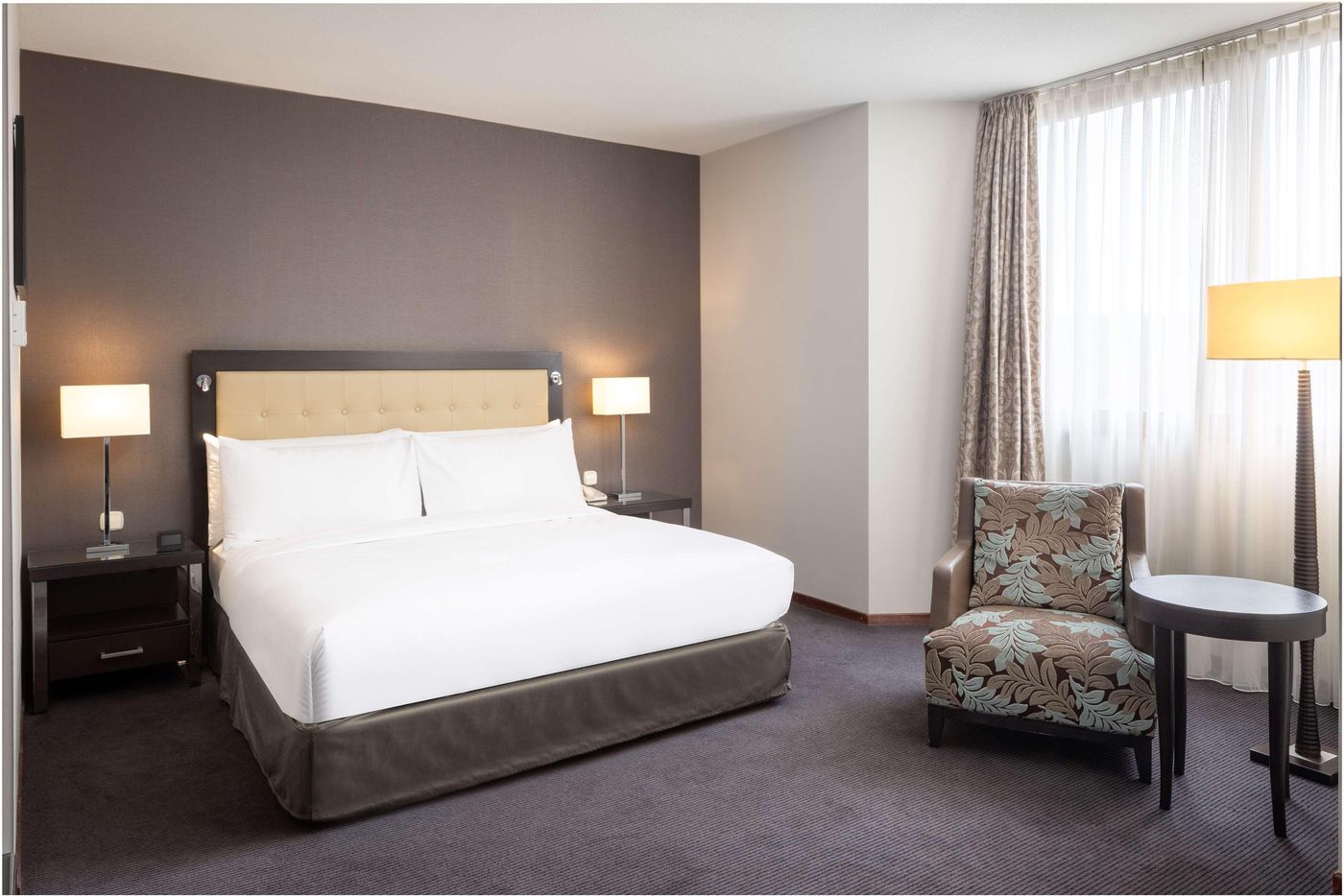 Doubletree-By-Hilton-Luxembourg-Room-24