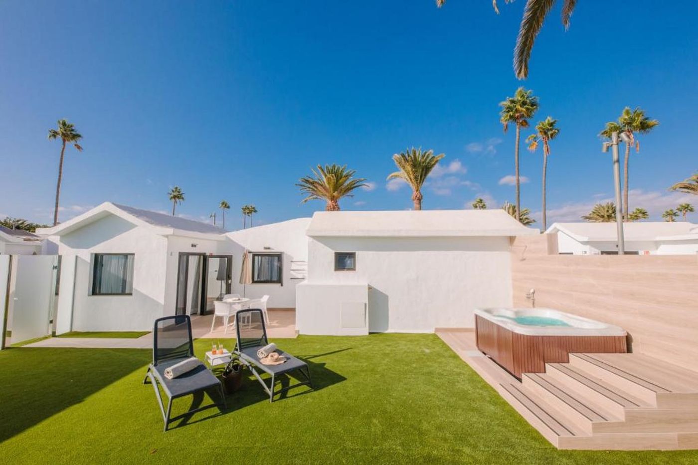 Club-Maspalomas-Suites---SPA---Adults-Only-Room-19