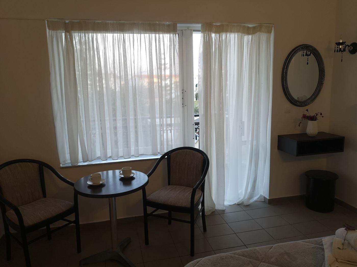 Mediterranean-Blue-Room-43