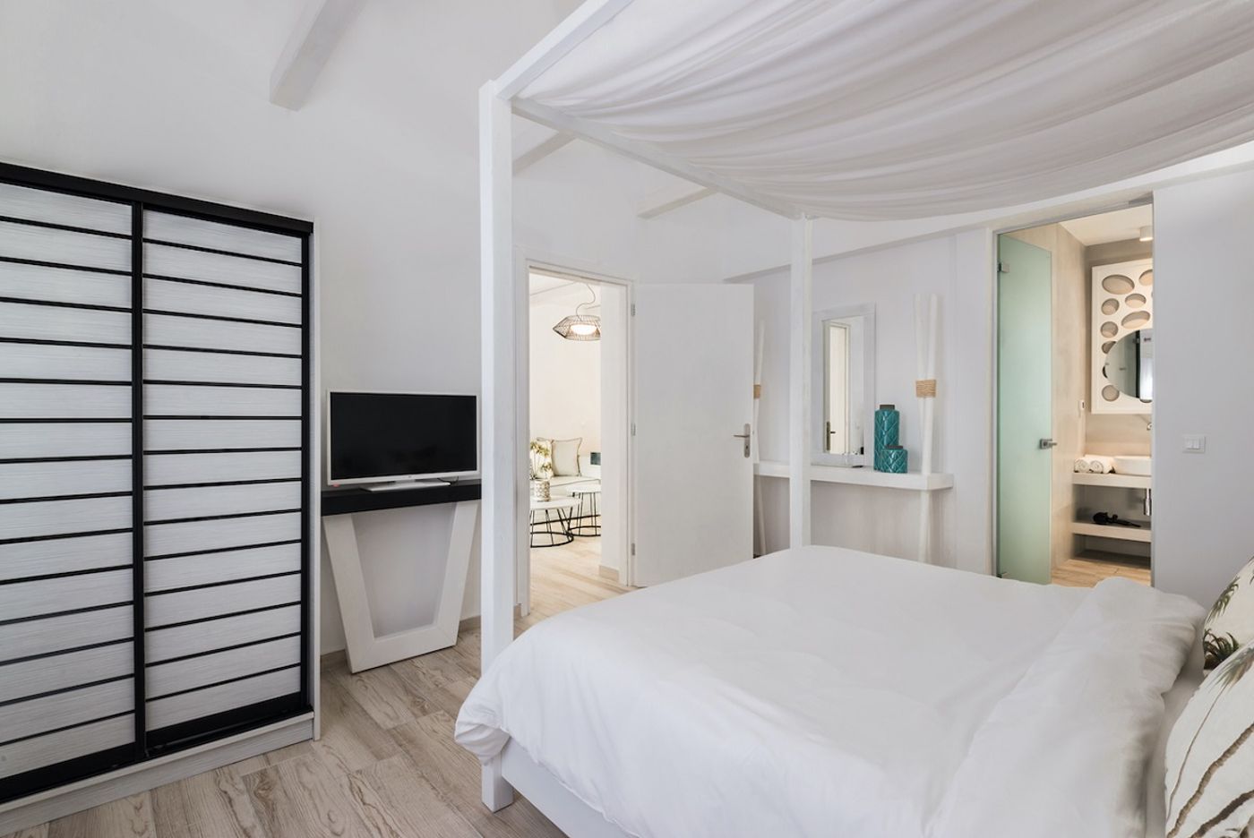 Smy Mediterranean White Resort